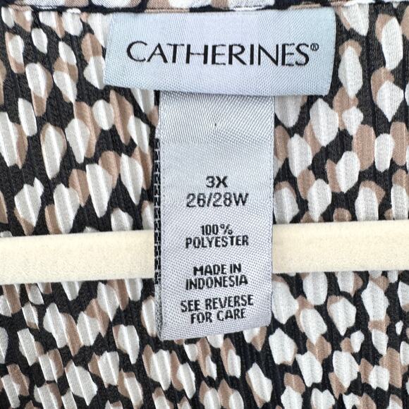 Catherine's Womens Blouse Top Size 3X Pleated Embellished Career Flowy Black - Picture 2 of 7